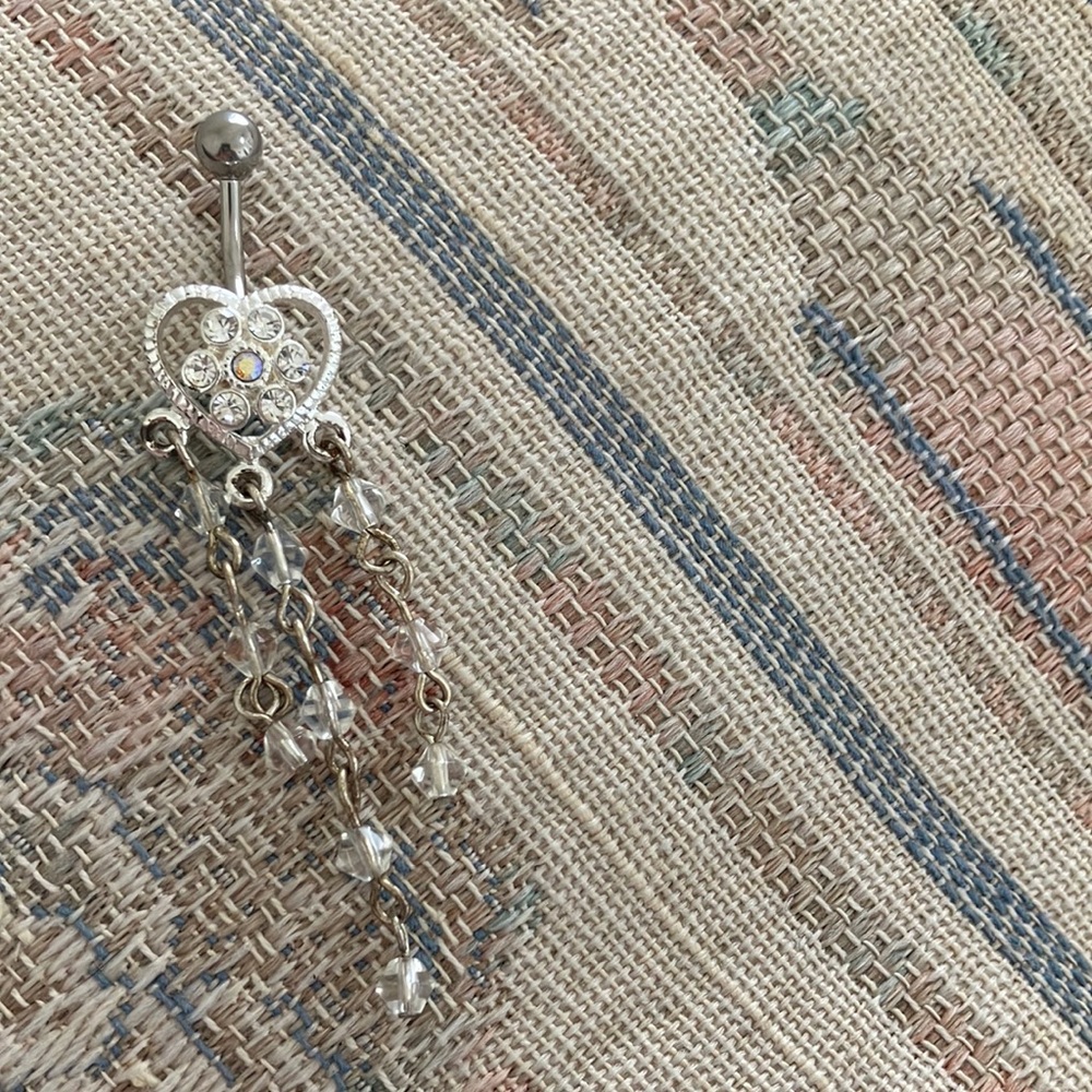 New belly button dangler